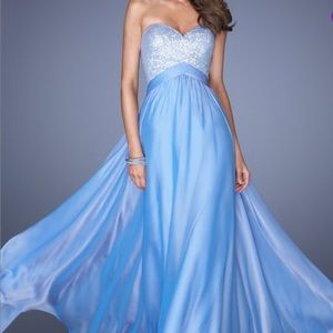 Strapless Sweetheart formal gown size 8